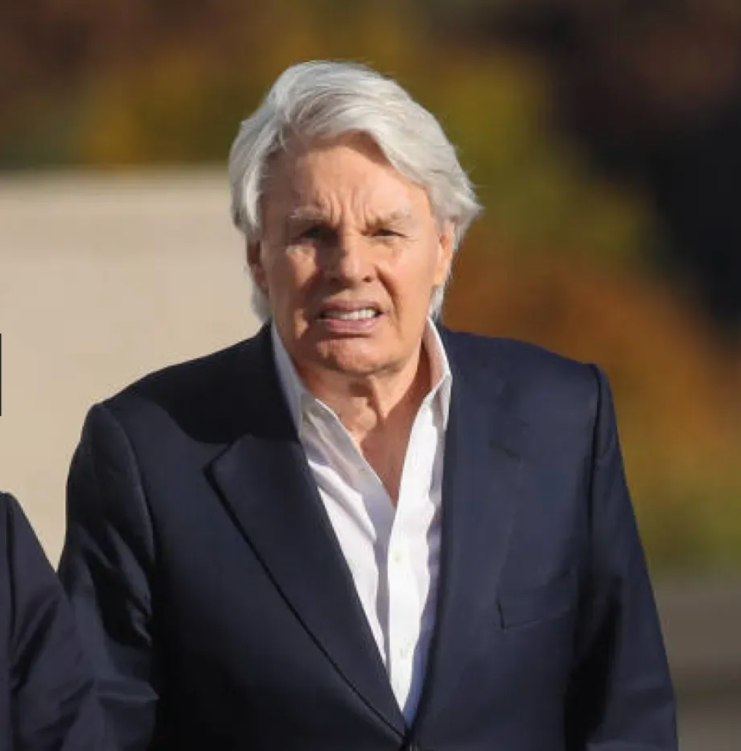 Майк Джеффрис Abercrombie & Fitch и попперсы в Липецке  Майк Джеффрис Abercrombie & Fitch и попперсы в Липецке